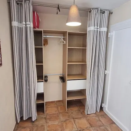 Apartment Independant A La Garlaban 3 Etoiles